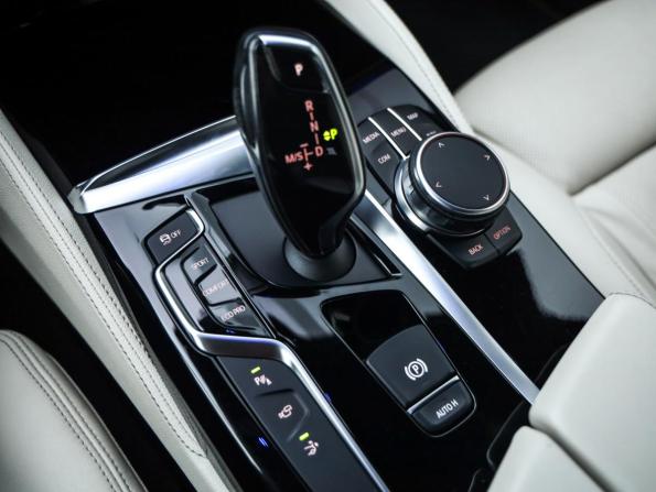 BMW 6 серии IV (G32) с пробегом 2017 года, цена 3 699 000 рублей, 146368 км, лифтбек, Автокод Объявления