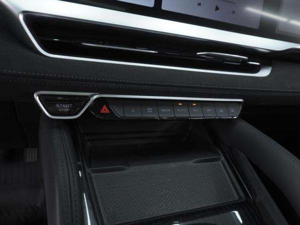 Geely Monjaro I с пробегом 2024 года, цена 3 470 000 рублей, 30393 км, внедорожник, Автокод Объявления