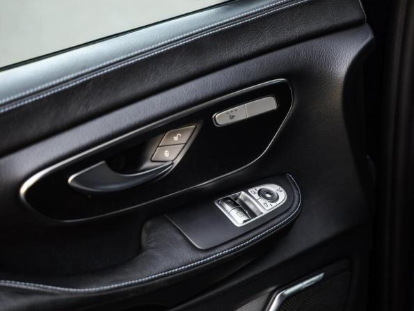 Mercedes-Benz V-Класс III (W447) с пробегом 2018 года, цена 5 590 000 рублей, 141760 км, минивэн, Автокод Объявления