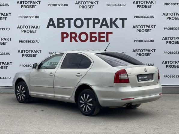 Skoda Octavia II (A5) Рестайлинг с пробегом 2011 года, цена 593 000 рублей, 251000 км, лифтбек, Автокод Объявления