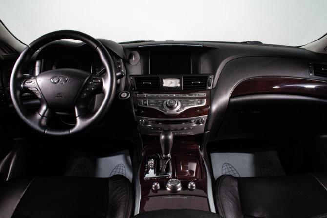 Infiniti M IV с пробегом 2011 года, цена 1 349 000 рублей, 197000 км, седан, Автокод Объявления