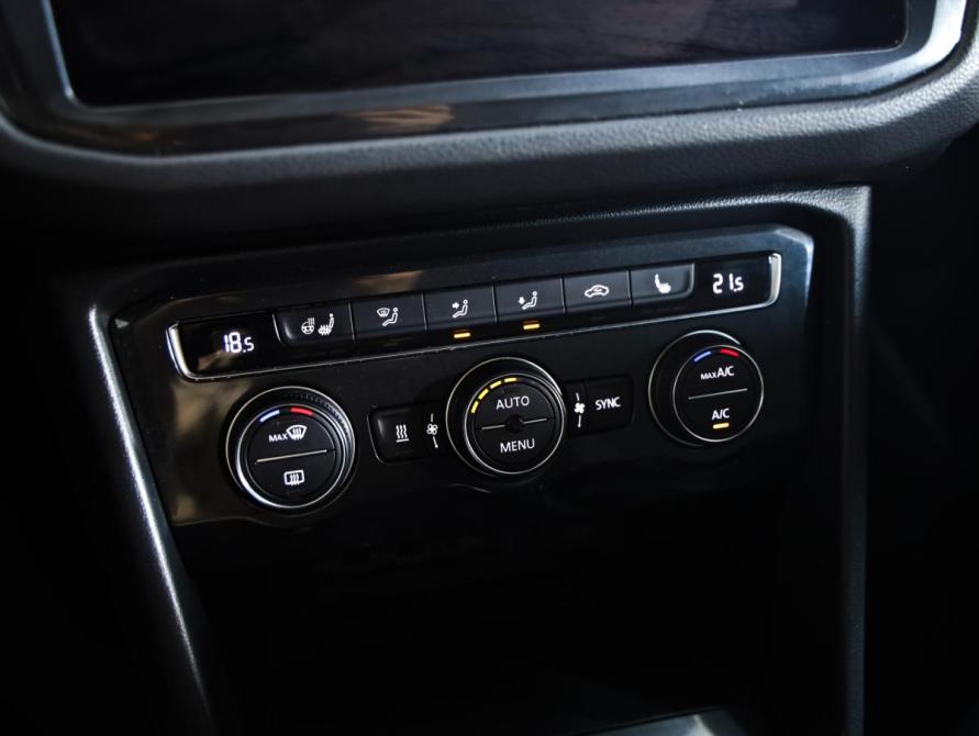 Volkswagen Tiguan II Санкт-Петербург  - изображение 16