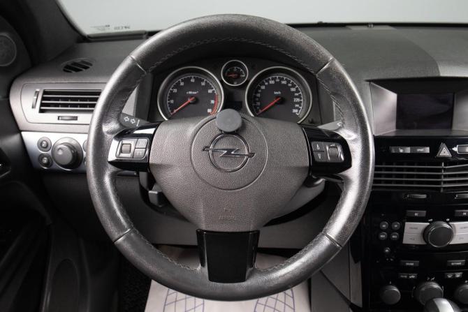 Opel Astra H Рестайлинг с пробегом 2009 года, цена 699 000 рублей, 190083 км, хэтчбек, Автокод Объявления