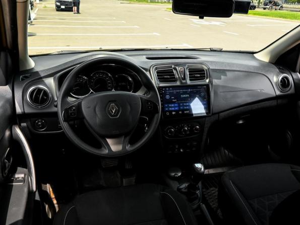 Renault Sandero II с пробегом 2015 года, цена 1 009 000 рублей, 62705 км, хэтчбек, Автокод Объявления