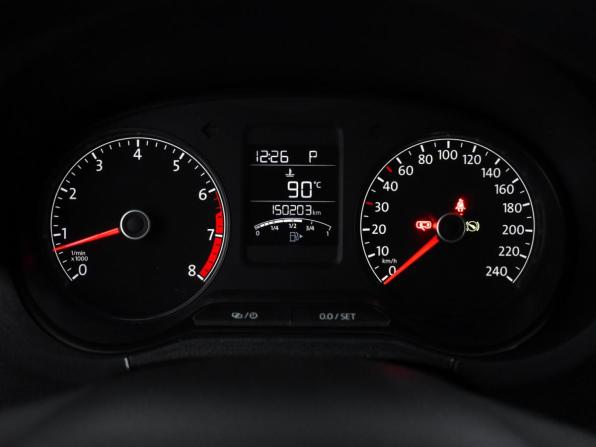 Volkswagen Polo V Рестайлинг с пробегом 2017 года, цена 999 000 рублей, 150202 км, седан, Автокод Объявления
