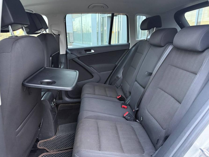Volkswagen Tiguan I Рестайлинг Санкт-Петербург  - изображение 17