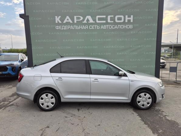 Skoda Rapid I Рестайлинг с пробегом 2018 года, цена 1 330 000 рублей, 107042 км, лифтбек, Автокод Объявления
