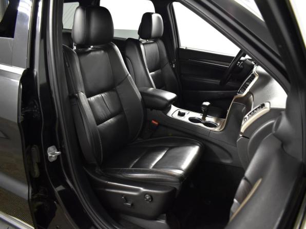 Jeep Grand Cherokee IV (WK2) Рестайлинг с пробегом 2014 года, цена 1 829 900 рублей, 331357 км, внедорожник, Автокод Объявления