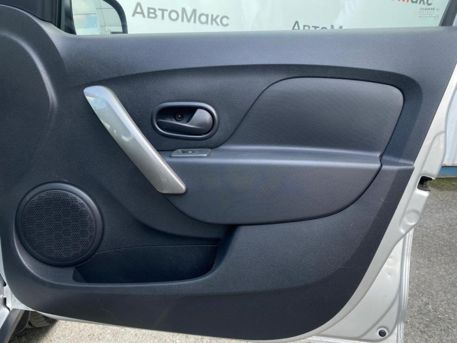 Renault Sandero II Рестайлинг Тюмень  - изображение 19