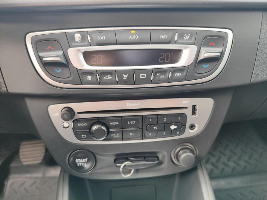 Renault Fluence I Рестайлинг Москва  - изображение 15