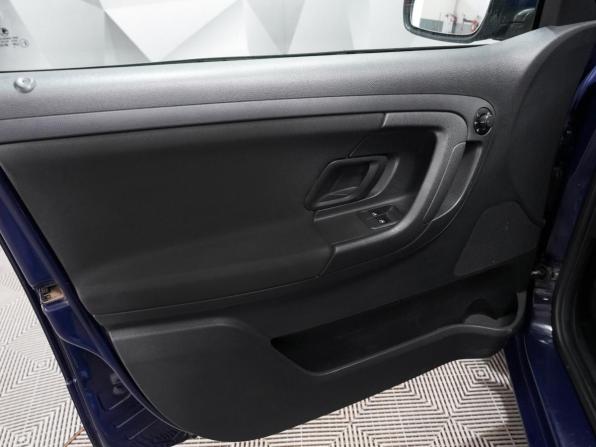 Skoda Fabia II Рестайлинг с пробегом 2012 года, цена 495 000 рублей, 229130 км, хэтчбек, Автокод Объявления