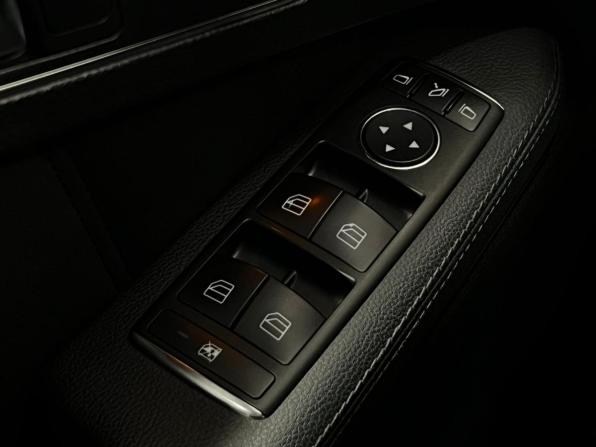 Mercedes-Benz E-Класс IV (W212 S212 C207) с пробегом 2012 года, цена 1 717 000 рублей, 231197 км, седан, Автокод Объявления