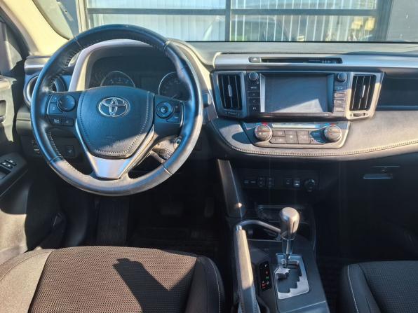 Toyota RAV4 IV (XA40) Рестайлинг с пробегом 2017 года, цена 2 150 000 рублей, 127000 км, внедорожник, Автокод Объявления