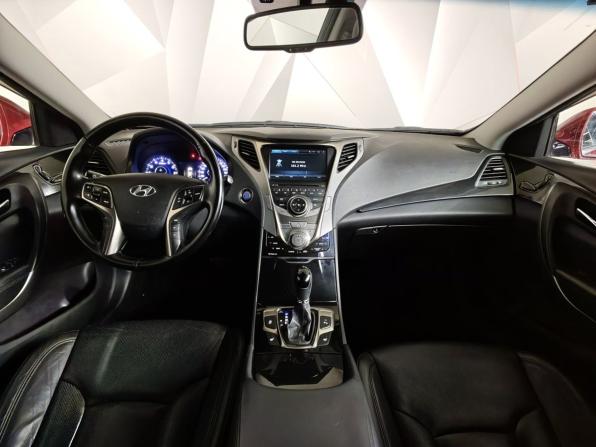 Hyundai Grandeur V с пробегом 2012 года, цена 1 049 000 рублей, 196721 км, седан, Автокод Объявления