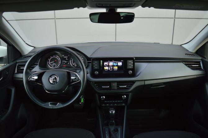 Skoda Rapid II с пробегом 2022 года, цена 1 650 000 рублей, 53007 км, лифтбек, Автокод Объявления