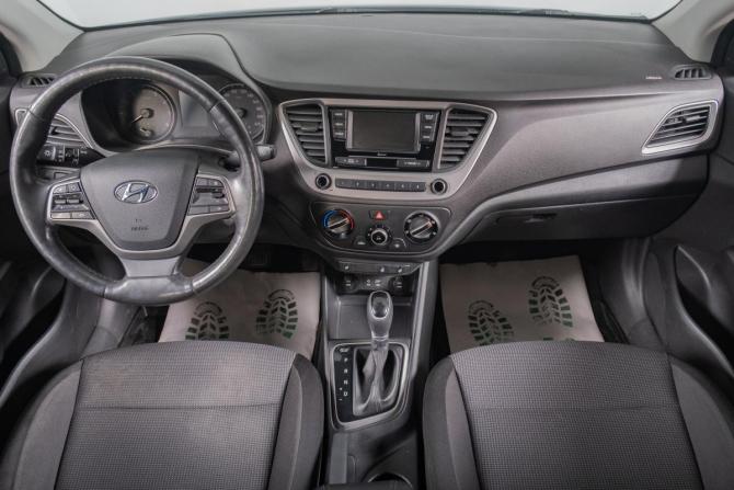 Hyundai Solaris II с пробегом 2017 года, цена 1 399 000 рублей, 88700 км, седан, Автокод Объявления