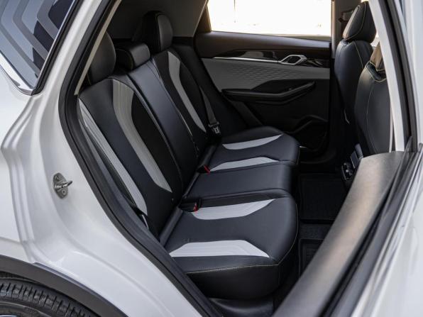 Geely Coolray I Рестайлинг с пробегом 2023 года, цена 2 130 000 рублей, 29845 км, внедорожник, Автокод Объявления