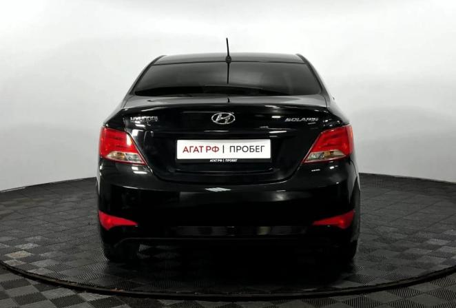 Hyundai Solaris I с пробегом 2014 года, цена 830 000 рублей, 172403 км, седан, Автокод Объявления