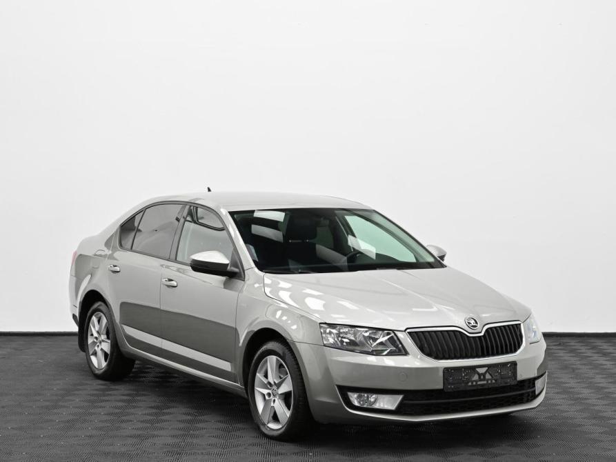 Skoda Octavia III (A7) Москва  - изображение 1