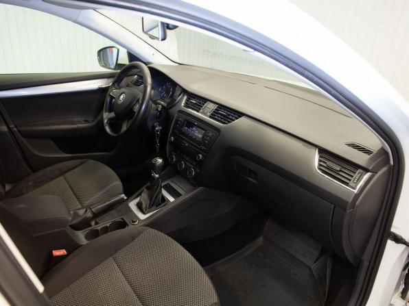 Skoda Octavia III (A7) с пробегом 2013 года, цена 865 000 рублей, 255902 км, лифтбек, Автокод Объявления