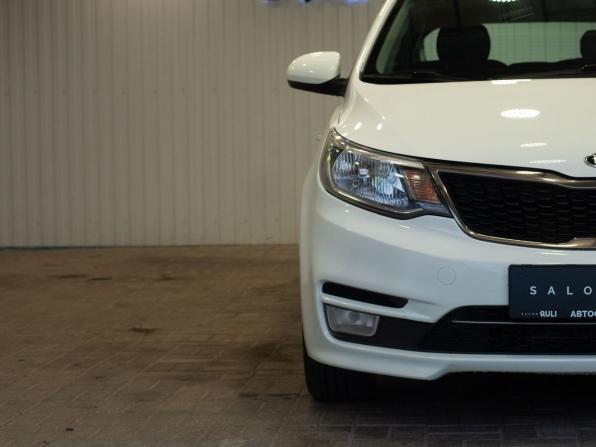 Kia Rio III Рестайлинг с пробегом 2015 года, цена 1 090 000 рублей, 157606 км, хэтчбек, Автокод Объявления
