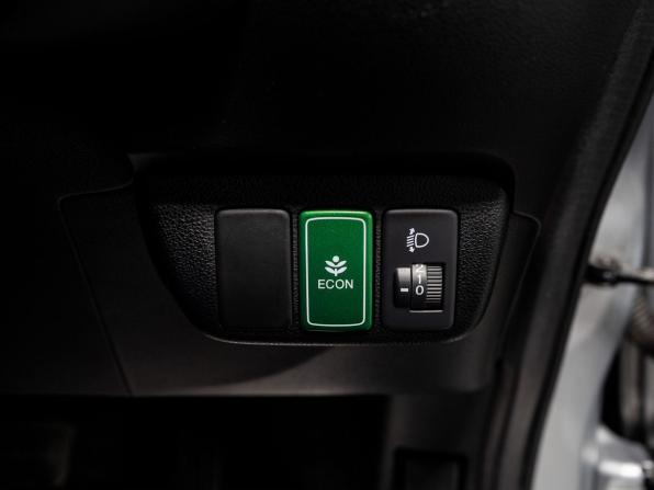 Honda Fit II с пробегом 2012 года, цена 1 055 000 рублей, 70210 км, хэтчбек, Автокод Объявления