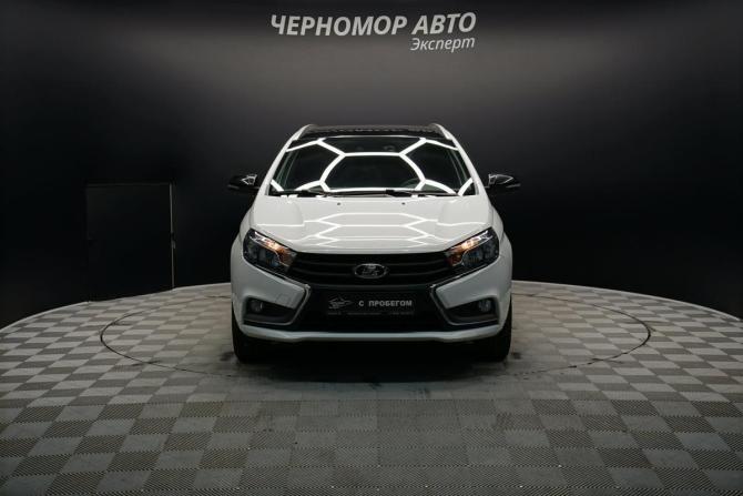 Lada (ВАЗ) Vesta I с пробегом 2022 года, цена 1 450 000 рублей, 59139 км, универсал, Автокод Объявления