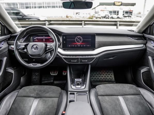 Skoda Octavia IV (A8) с пробегом 2021 года, цена 2 528 000 рублей, 154275 км, лифтбек, Автокод Объявления