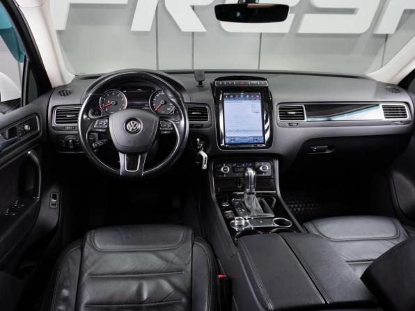 Volkswagen Touareg II Рестайлинг с пробегом 2016 года, цена 2 999 000 рублей, 201407 км, внедорожник, Автокод Объявления