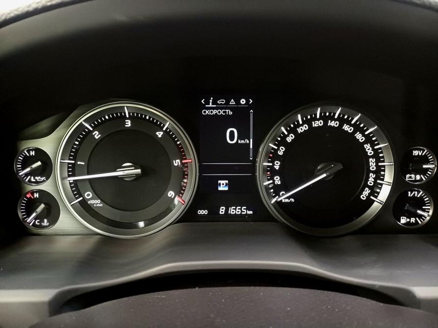Toyota Land Cruiser 200 Series Рестайлинг 2 Москва  - изображение 26