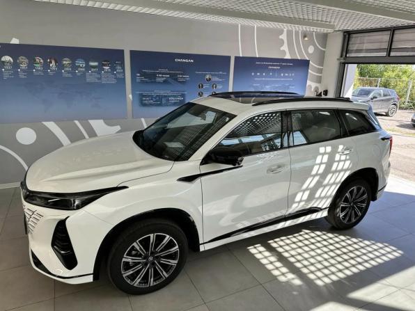 Changan CS75 Plus III с пробегом 2024 года, цена 2 700 000 рублей, 3833 км, внедорожник, Автокод Объявления