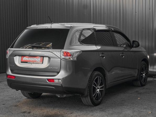 Mitsubishi Outlander III с пробегом 2012 года, цена 1 300 000 рублей, 235899 км, внедорожник, Автокод Объявления