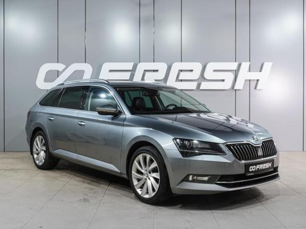 Skoda Superb III с пробегом 2019 года, цена 2 339 000 рублей, 204749 км, универсал, Автокод Объявления