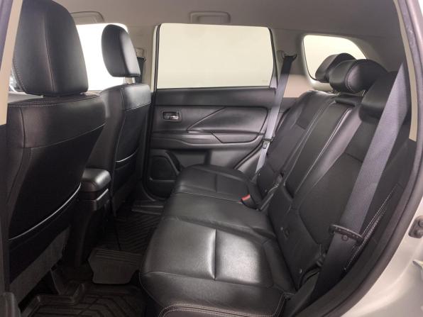 Mitsubishi Outlander III Рестайлинг 2 с пробегом 2018 года, цена 2 099 000 рублей, 100000 км, внедорожник, Автокод Объявления