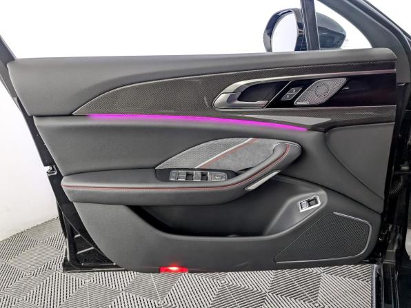 Hongqi H6 с пробегом 2025 года, цена 3 665 000 рублей, 5967 км, лифтбек, Автокод Объявления