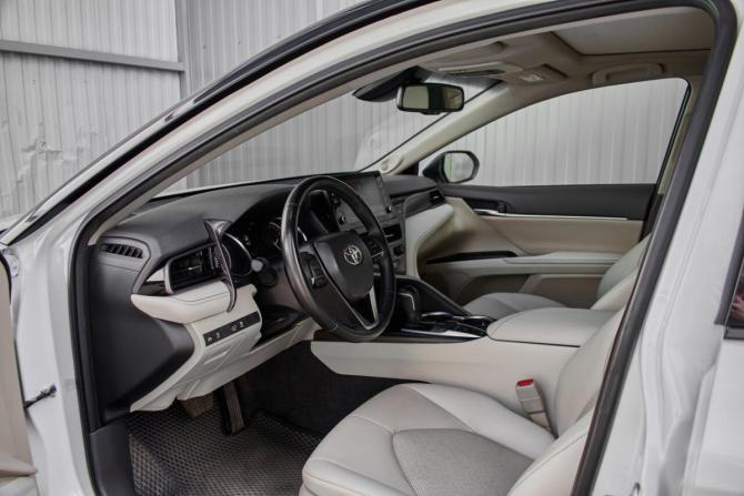 Toyota Camry VIII (XV70) Рестайлинг с пробегом 2022 года, цена 3 320 000 рублей, 42732 км, седан, Автокод Объявления