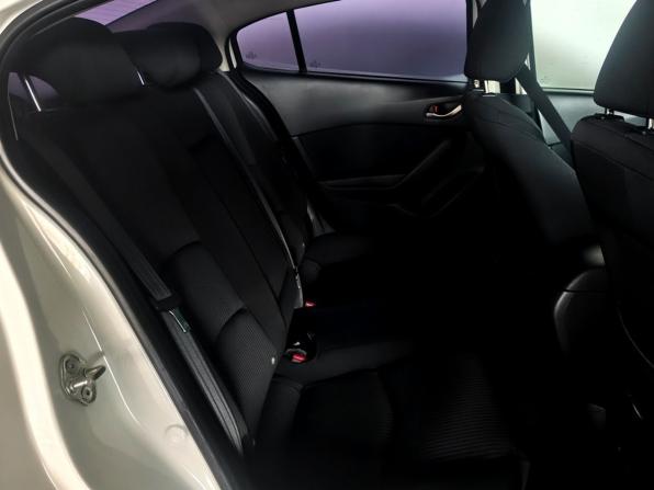 Mazda 3 III (BM) с пробегом 2014 года, цена 1 070 000 рублей, 229000 км, седан, Автокод Объявления