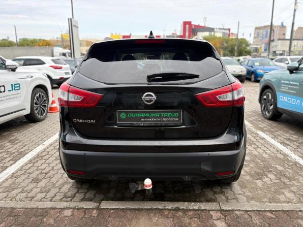 Nissan Qashqai II с пробегом 2017 года, цена 1 622 000 рублей, 160616 км, внедорожник, Автокод Объявления