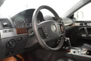 Volkswagen Touareg I Рестайлинг Сургут  - изображение 42