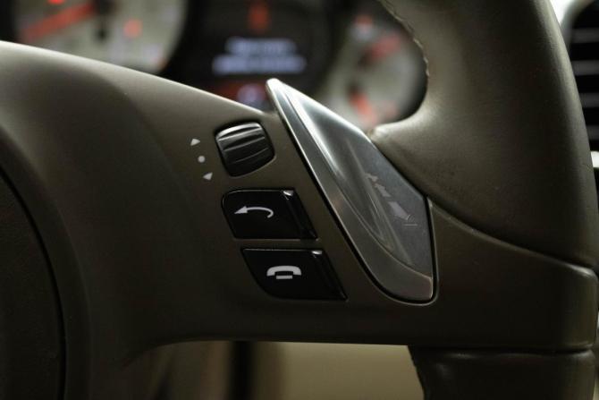 Porsche Cayenne II (958) с пробегом 2012 года, цена 2 399 000 рублей, 224283 км, внедорожник, Автокод Объявления