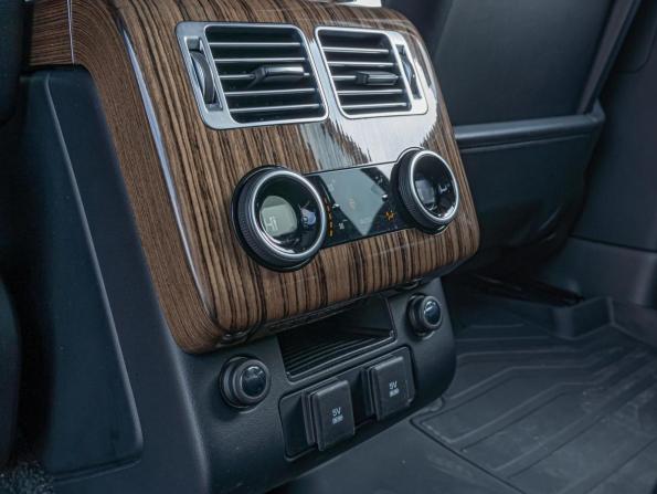 Land Rover Range Rover IV Рестайлинг с пробегом 2018 года, цена 6 439 000 рублей, 82803 км, внедорожник, Автокод Объявления