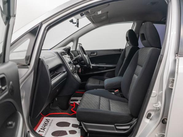 Honda Stream I Рестайлинг с пробегом 2006 года, цена 680 000 рублей, 251142 км, компактвэн, Автокод Объявления