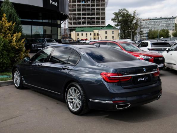 BMW 7 серии VI (G11/G12) с пробегом 2015 года, цена 3 478 000 рублей, 124768 км, седан, Автокод Объявления
