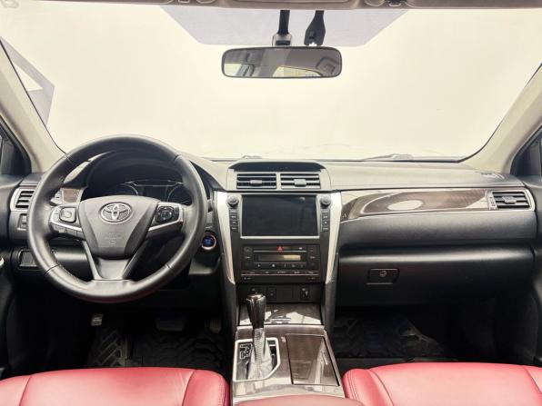 Toyota Camry VII (XV50) Рестайлинг с пробегом 2017 года, цена 1 599 000 рублей, 220320 км, седан, Автокод Объявления