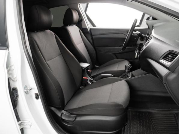 Hyundai Solaris II с пробегом 2018 года, цена 1 449 000 рублей, 67197 км, седан, Автокод Объявления
