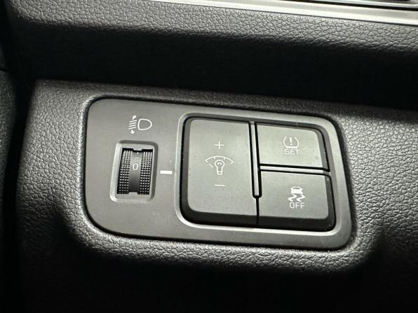 Hyundai Solaris II с пробегом 2017 года, цена 1 235 000 рублей, 149599 км, седан, Автокод Объявления