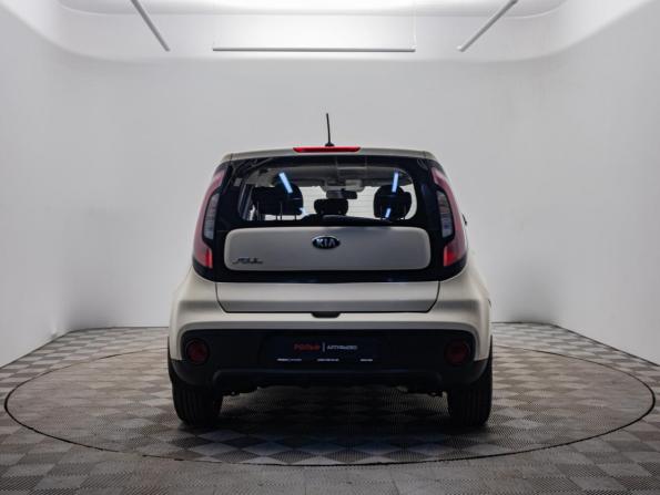Kia Soul II Рестайлинг с пробегом 2017 года, цена 1 154 000 рублей, 169337 км, хэтчбек, Автокод Объявления