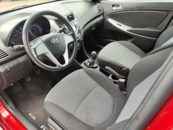 Hyundai Solaris I с пробегом 2013 года, цена 698 750 рублей, 112947 км, седан, Автокод Объявления