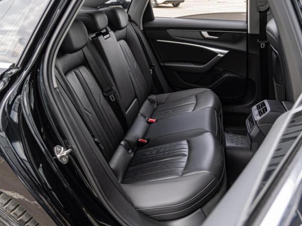 Audi A6 V (C8) с пробегом 2021 года, цена 2 940 000 рублей, 129144 км, седан, Автокод Объявления
