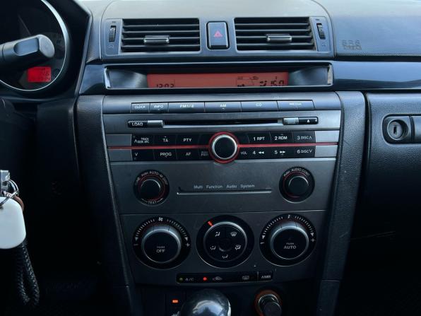 Mazda 3 I (BK) Рестайлинг с пробегом 2007 года, цена 599 000 рублей, 269734 км, седан, Автокод Объявления